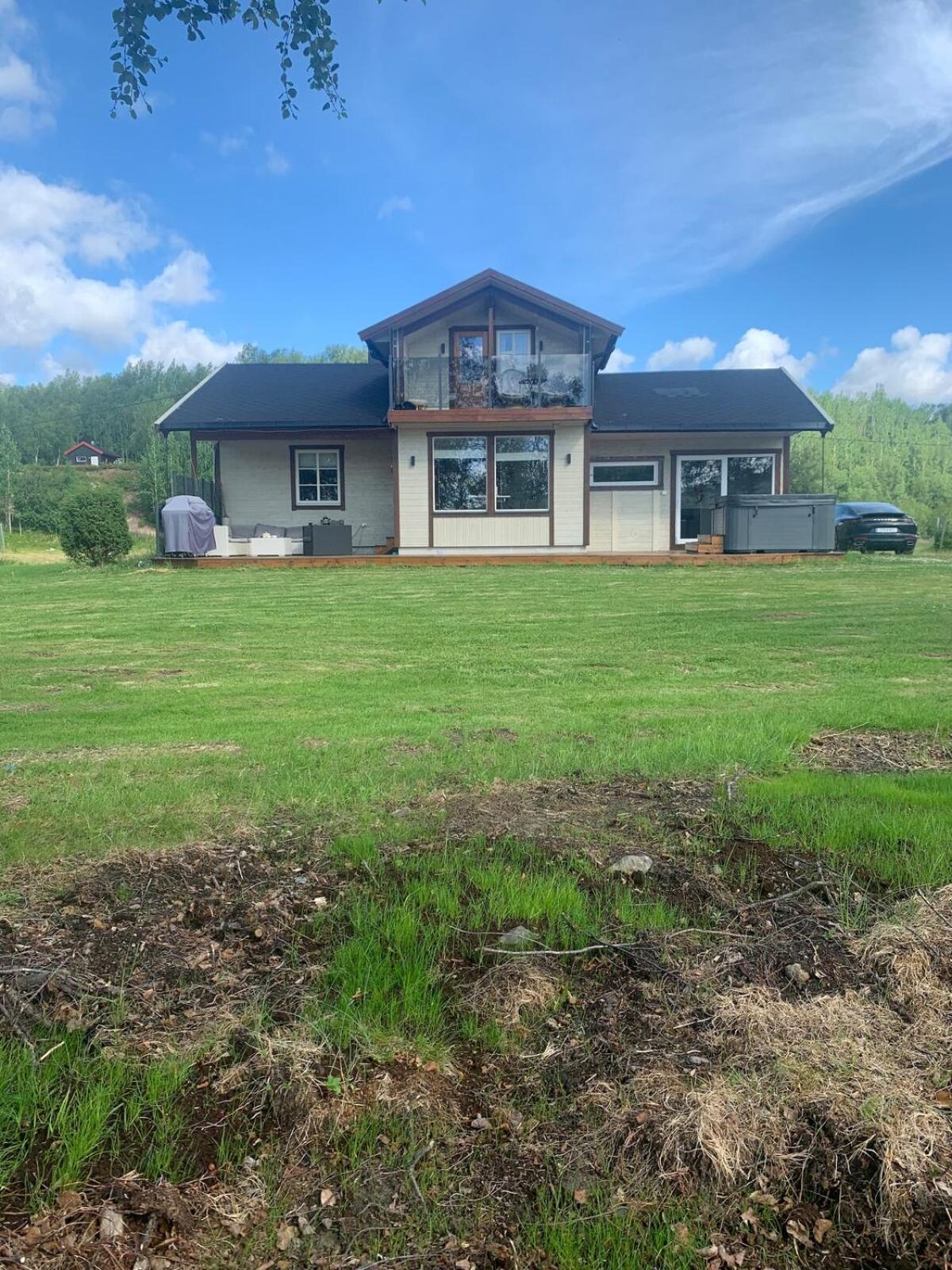 Cottage With Good Standard Next To Neiden River Exterior foto