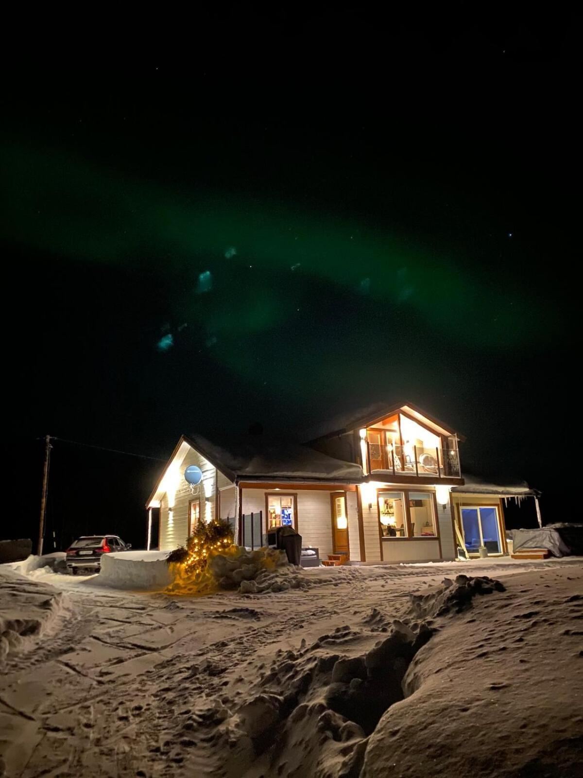 Cottage With Good Standard Next To Neiden River Exterior foto